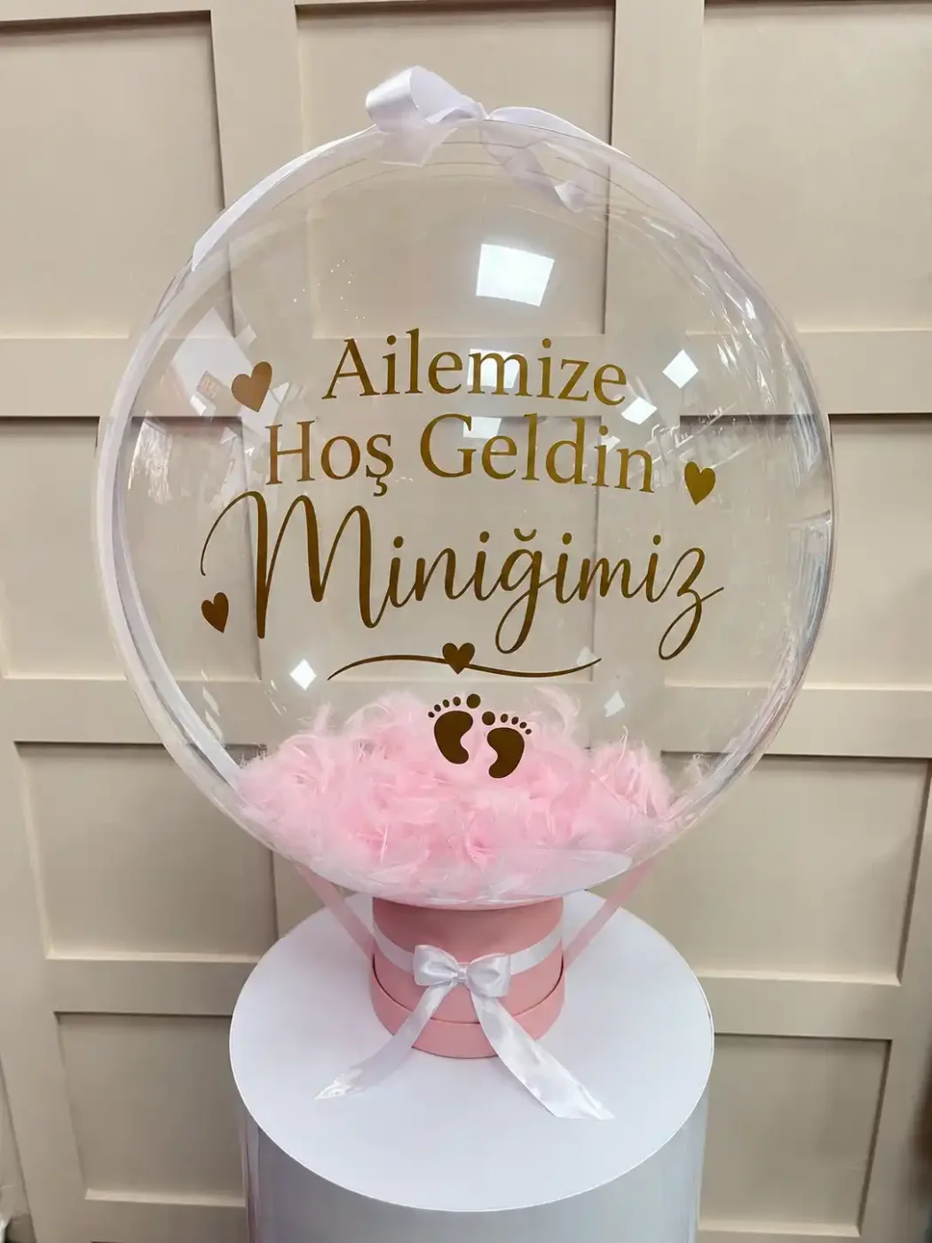 Pembe Balonlu Yeni Doğum Çiçeği