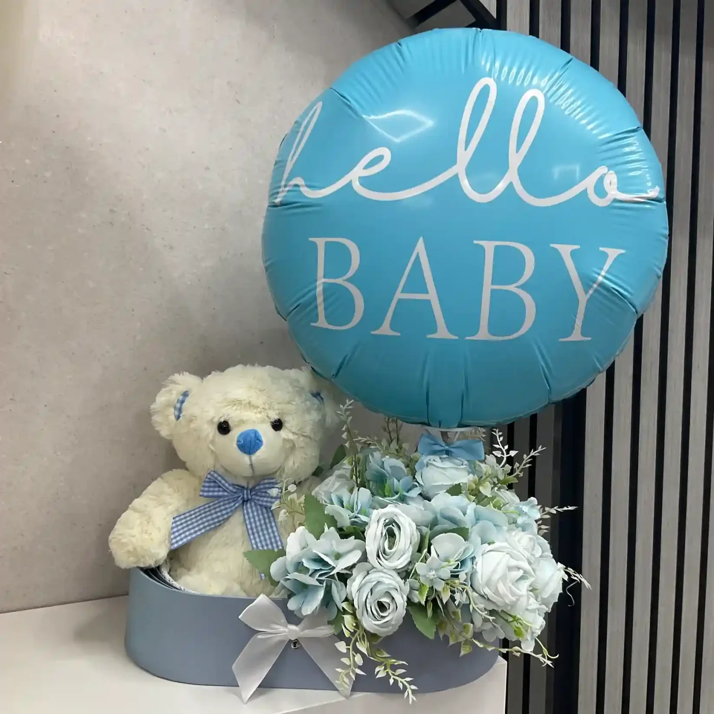 Balonlu Peluş Ayıcıklı Çiçek Kutusu